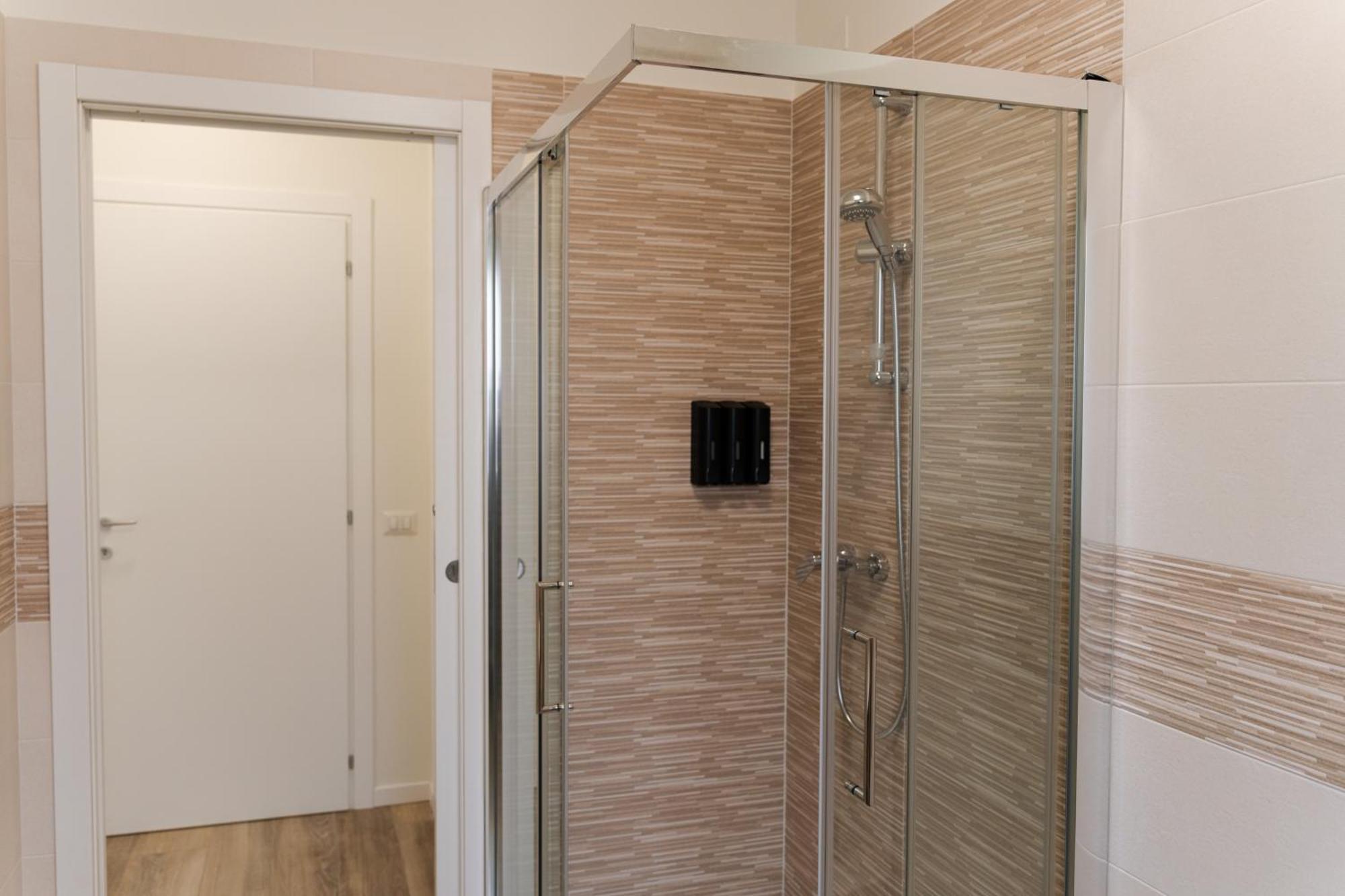 Comforthome Fiera Корнаредо Екстер'єр фото